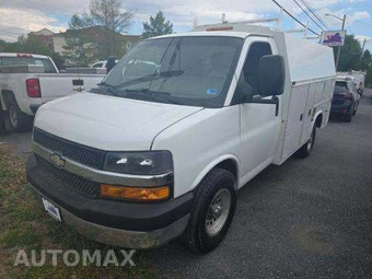 2010 Chevrolet Express 3500 Cutaway 1WT