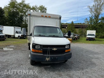 2010 Chevrolet Express 3500 Cutaway 1WT DRW - car from the USA, Manheim Buy-Now listing at AUTOMAX