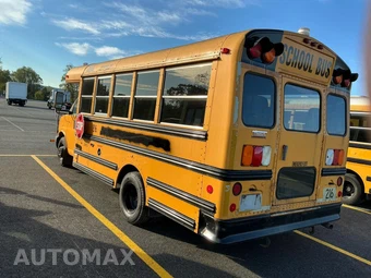 2010 Chevrolet Express 3500 Cutaway 1WT DRW – miniatura 16