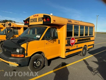 2010 Chevrolet Express 3500 Cutaway 1WT DRW – miniatura 17