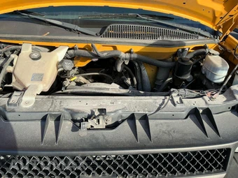 2010 Chevrolet Express 3500 Cutaway 1WT DRW – miniatura 6