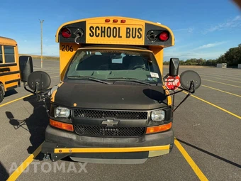 2010 Chevrolet Express 3500 Cutaway 1WT DRW – miniatura 12