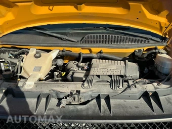 2010 Chevrolet Express 3500 Cutaway 1WT DRW – miniatura 17