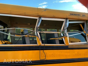 2010 Chevrolet Express 3500 Cutaway 1WT DRW – miniatura 7