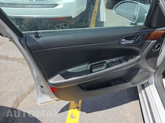 2010 Chevrolet Impala LS 1LS – miniatura 9