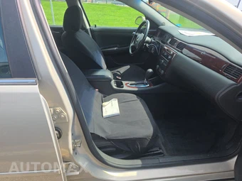 2010 Chevrolet Impala LT 1LT - miniatura 8