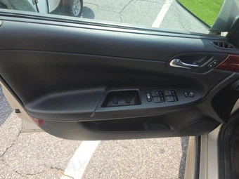 2010 Chevrolet Impala LT 1LT - miniatura 9