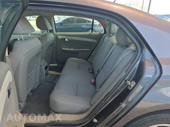 2010 Chevrolet Malibu LS 1FL - miniatura 13