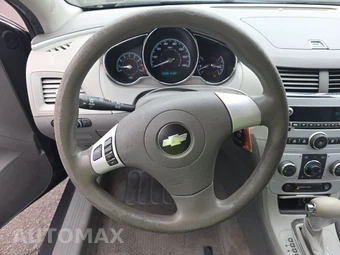 2010 Chevrolet Malibu LS 1LS – miniatura 10