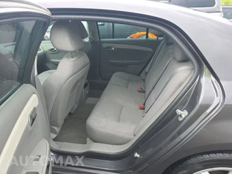 2010 Chevrolet Malibu LS 1LS – miniatura 13