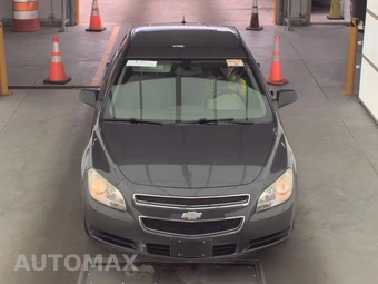 2010 Chevrolet Malibu LS 1LS – miniatura 2