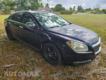 2010 Chevrolet Malibu LT 1LT – miniatura 2