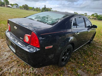 2010 Chevrolet Malibu LT 1LT – miniatura 3