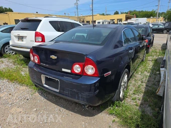 2010 Chevrolet Malibu LTZ 1LZ - miniatura 3