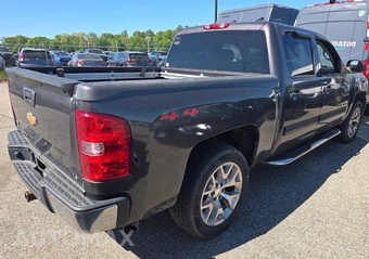 2010 Chevrolet Silverado 1500 LS Crew Cab Short Bed 1LS - miniatura 3