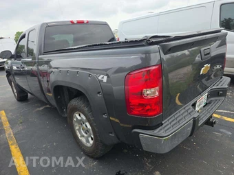 2010 Chevrolet Silverado 1500 LT Extended Cab Medium Bed 1LT w/Rear Doors - miniatura 2