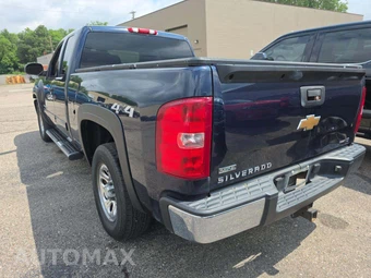 2010 Chevrolet Silverado 1500 LT Extended Cab Medium Bed 1LT w/Rear Doors – miniatura 2