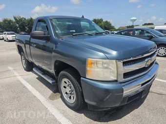 2010 Chevrolet Silverado 1500 WT Regular Cab Medium Bed 1WT – miniatura 2