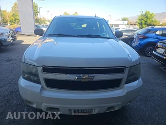 2010 Chevrolet Suburban 1500 LS 1LS – miniatura 2
