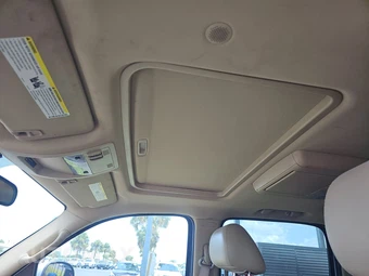 2010 Chevrolet Suburban 1500 LT 1LT - miniatura 19