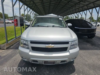 2010 Chevrolet Suburban 1500 LT 1LT - miniatura 2