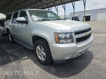 2010 Chevrolet Suburban 1500 LT 1LT - miniatura 3