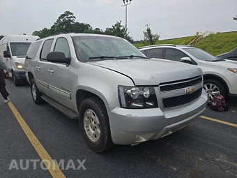 2010 Chevrolet Suburban 1500 LT 1LT - miniatura 3