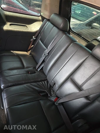 2010 Chevrolet Tahoe LT 1LT – miniatura 20
