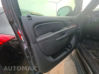 2010 Chevrolet Tahoe LT 1LT – miniatura 9