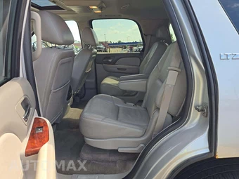 2010 Chevrolet Tahoe LTZ 1LZ - miniatura 10