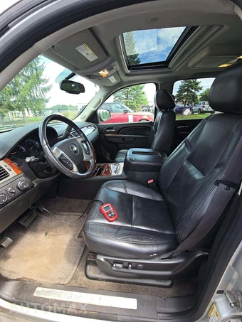 2010 Chevrolet Tahoe LTZ 1LZ - miniatura 6