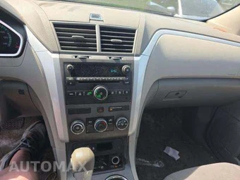 2010 Chevrolet Traverse LS 1LS – miniatura 10