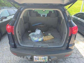 2010 Chevrolet Traverse LS 1LS – miniatura 14