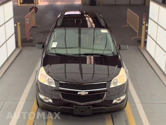 2010 Chevrolet Traverse LS 1LS – miniatura 2