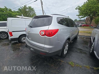 2010 Chevrolet Traverse LT 1LT – miniatura 3