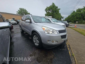 2010 Chevrolet Traverse LT 1LT – miniatura 4