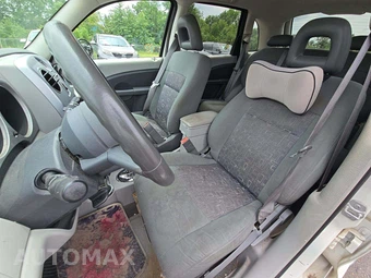 2010 Chrysler PT Cruiser Classic – miniatura 6