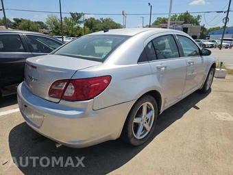 2010 Chrysler Sebring Touring Sedan - miniatura 3