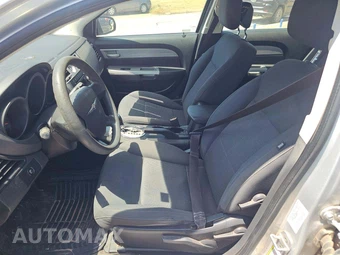 2010 Chrysler Sebring Touring Sedan - miniatura 6