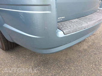 2010 Chrysler Town & Country LX 121.2" WB – miniatura 30