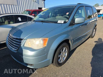 2010 Chrysler Town & Country Touring 121.2" WB