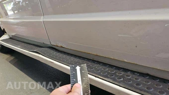 2010 Chrysler Town & Country Touring 121.2" WB – miniatura 77