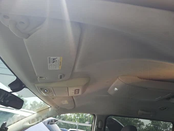 2010 Chrysler Town & Country Touring 121.2" WB – miniatura 20