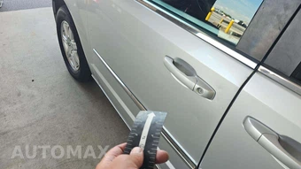 2010 Chrysler Town & Country Touring Plus 121.2" WB – miniatura 37