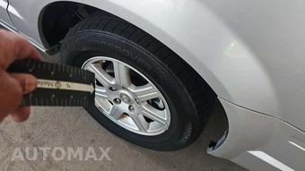 2010 Chrysler Town & Country Touring Plus 121.2" WB – miniatura 43