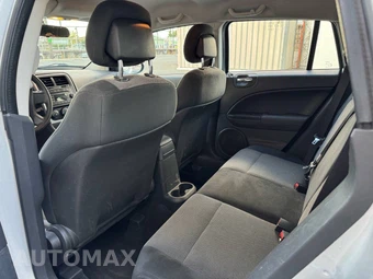 2010 Dodge Caliber SXT - miniatura 27