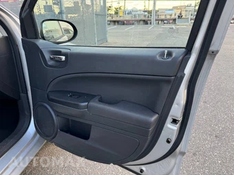 2010 Dodge Caliber SXT - miniatura 29