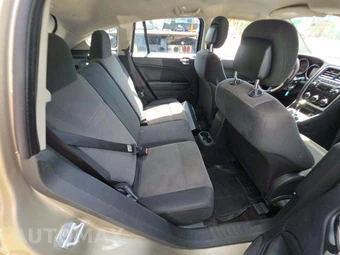 2010 Dodge Caliber SXT – miniatura 16