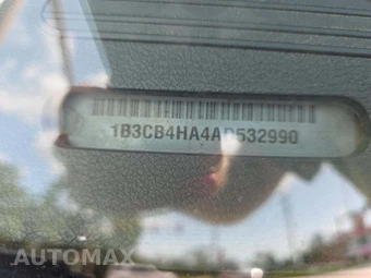 2010 Dodge Caliber SXT – miniatura 5