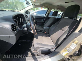 2010 Dodge Caliber SXT – miniatura 6